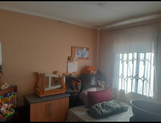 2 BEDROOM HOUSE FOR SALE IN PALM RIDGE